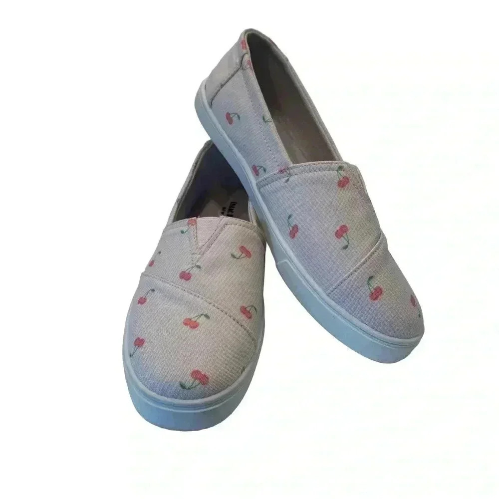 Isaac Mizrahi comfort sneakers/shoes. Pink & white w/ small cherries size 9 - Picture 1 of 10